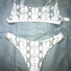 KOANA SKIN LIGHT GREEN PYTHON